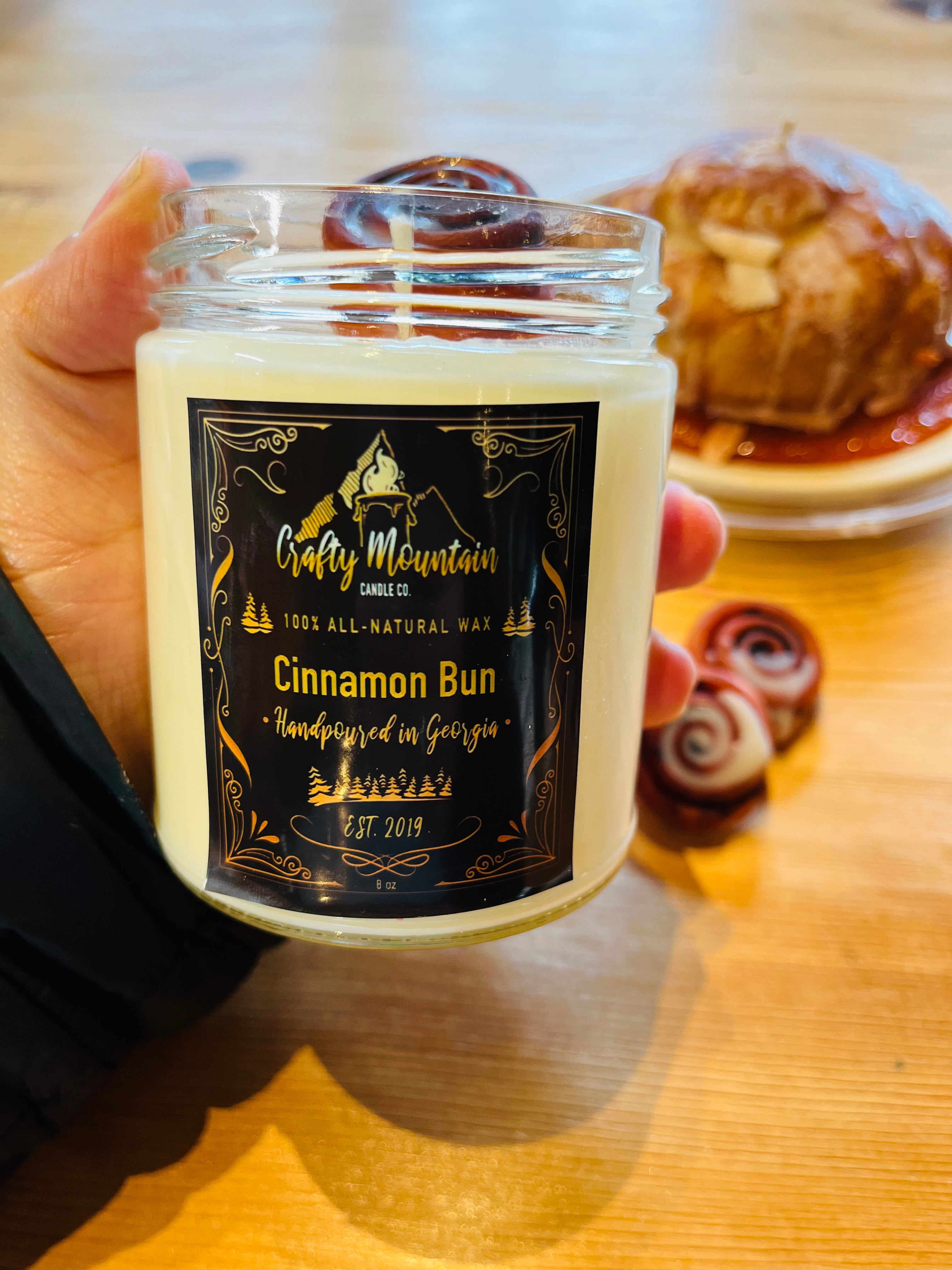 Cinnamon Bun Candle-Pre Order